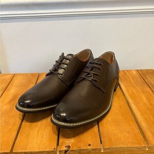 Elegant Dark Brown Men's Derby Shoes